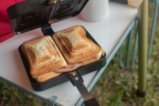 ザワつく おもちピザ チーズ餃子 チョコバナナクレープ ホットサンドレシピ3選